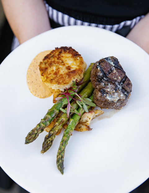 Highlighting signature techniques used in Charleston events